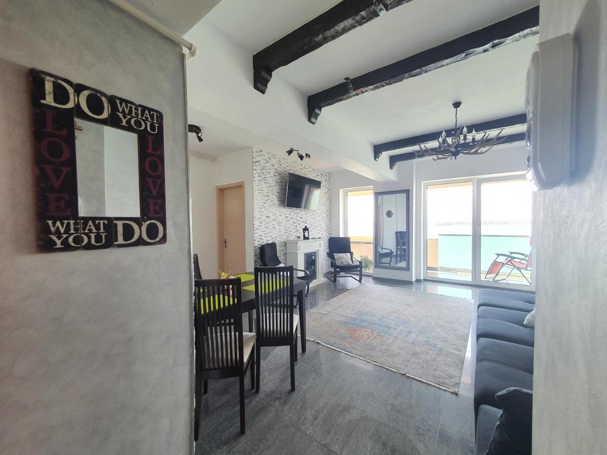 Moonlight Residence Mamaia Bagian luar foto
