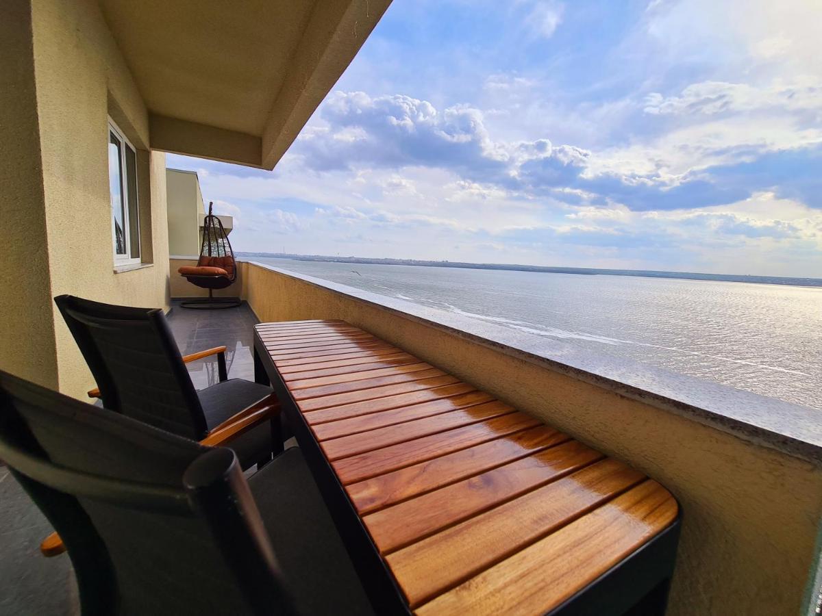 Moonlight Residence Mamaia Bagian luar foto