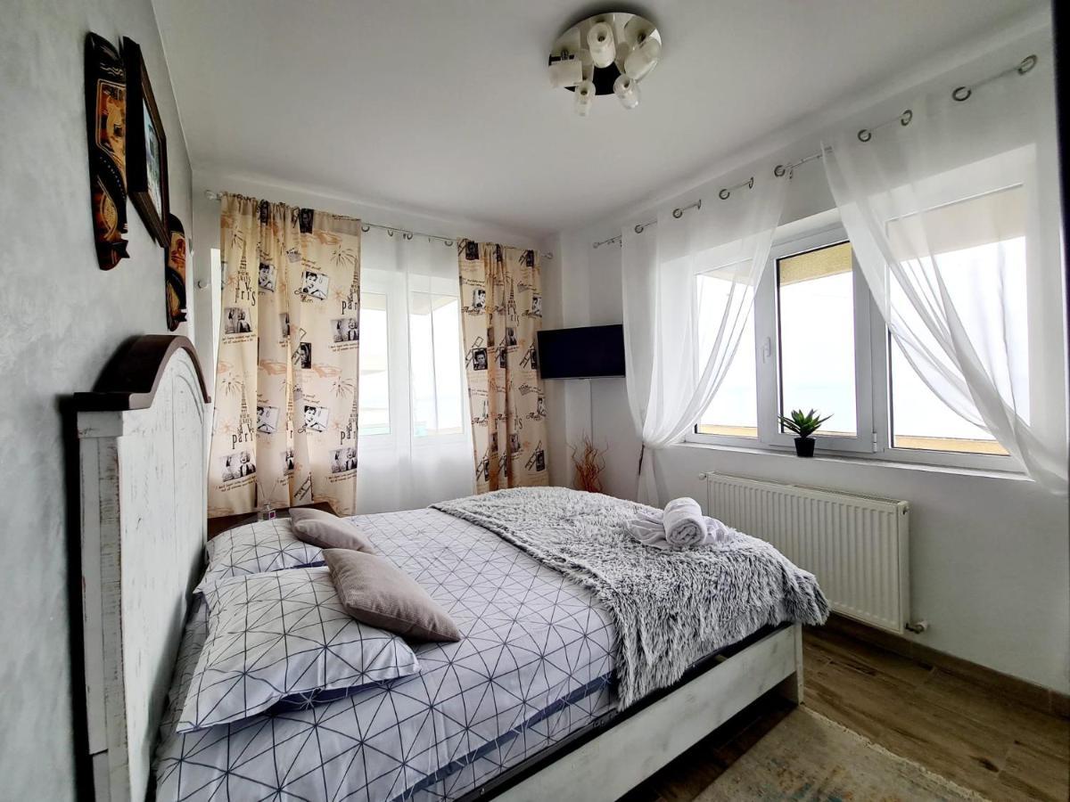 Moonlight Residence Mamaia Bagian luar foto